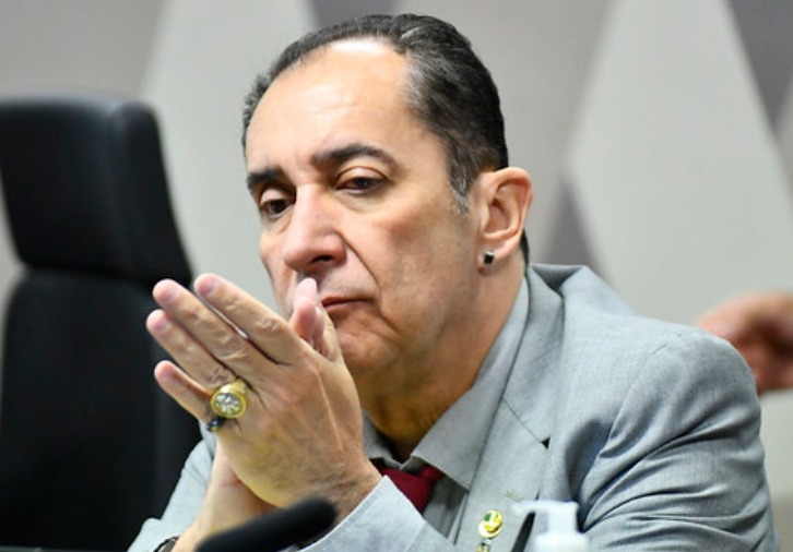 Jorge Kajuru é reconduzido à liderança do PSB no Senado Jorge Kajuru é reconduzido à liderança do PSB no Senado