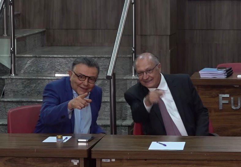 FJM apresenta a pesquisa “Como Pensa o Eleitor Brasileiro” para a bancada do PSB